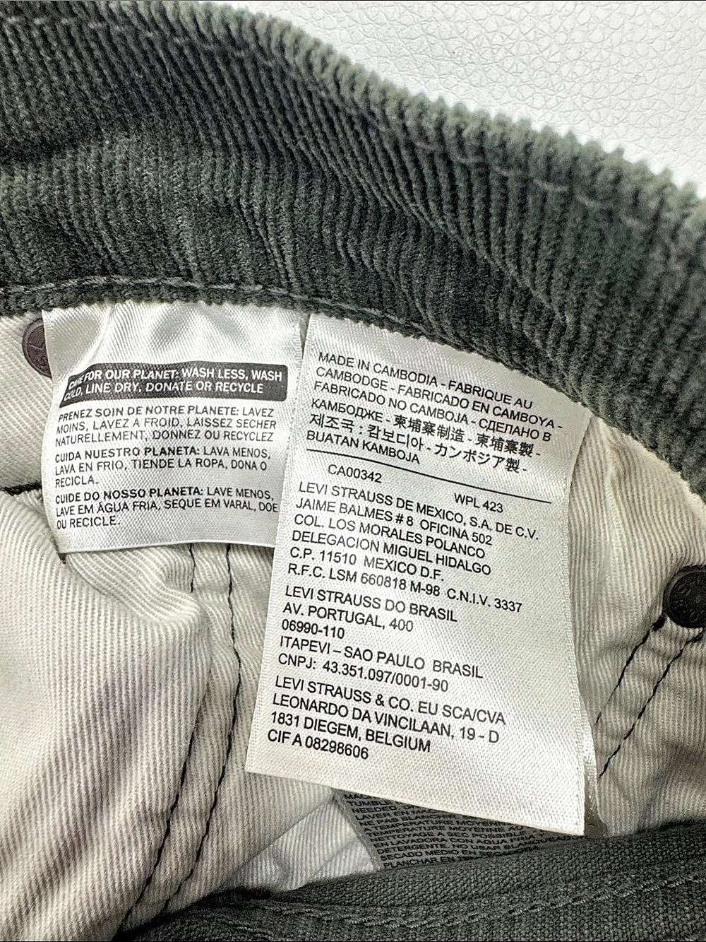 Levi's 511 Men's Green Corduroy Straight Jeans pants Waist 31/32 - Picture 11 of 13